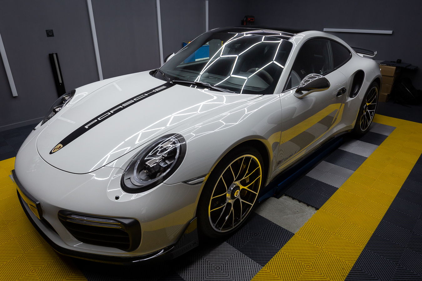 991.2-Turbo-S_27